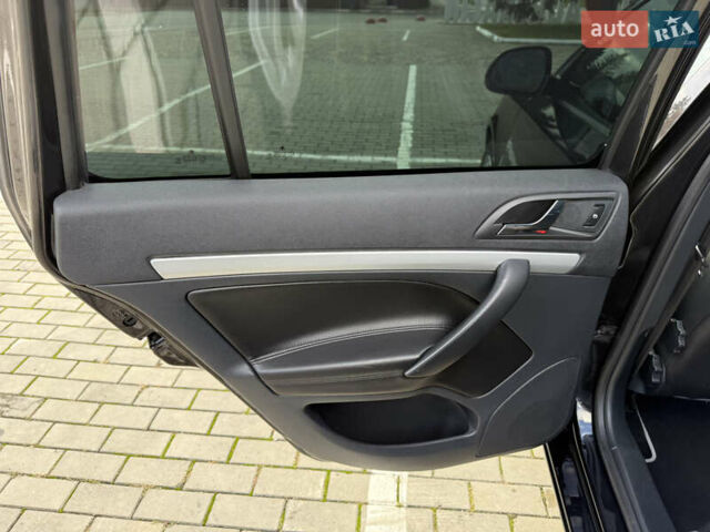 Чорний Шкода Октавія, об'ємом двигуна 1.98 л та пробігом 209 тис. км за 9500 $, фото 69 на Automoto.ua