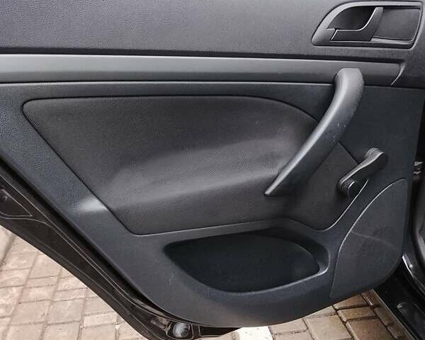 Черный Шкода Октавия, объемом двигателя 1.4 л и пробегом 233 тыс. км за 6950 $, фото 15 на Automoto.ua