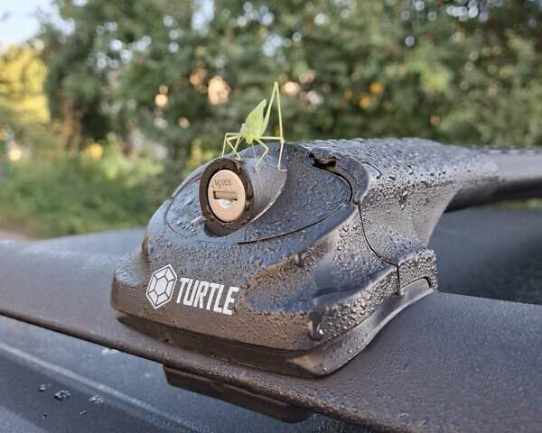 Черный Шкода Октавия, объемом двигателя 1.8 л и пробегом 234 тыс. км за 8000 $, фото 16 на Automoto.ua