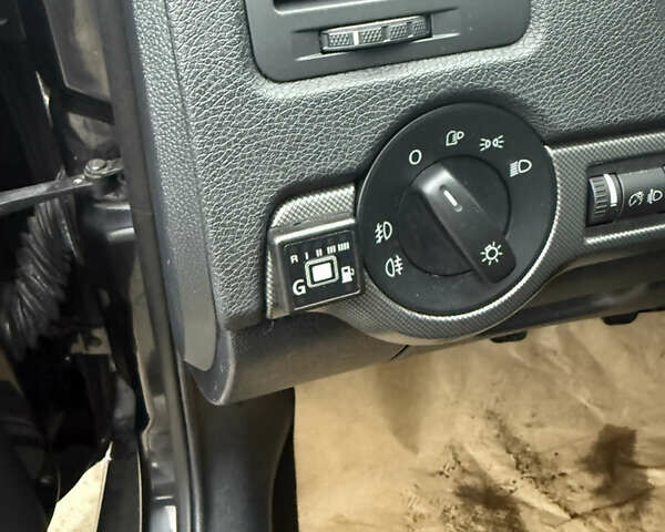 Черный Шкода Октавия, объемом двигателя 1.6 л и пробегом 197 тыс. км за 7500 $, фото 50 на Automoto.ua