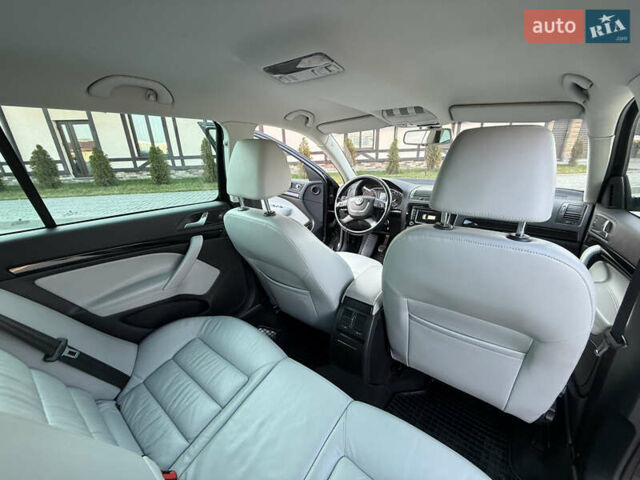 Черный Шкода Октавия, объемом двигателя 0 л и пробегом 215 тыс. км за 8800 $, фото 203 на Automoto.ua