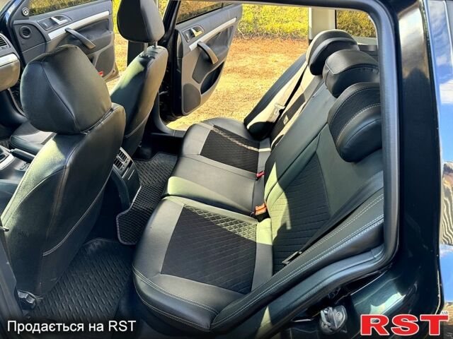 Чорний Шкода Октавія, об'ємом двигуна 1.6 л та пробігом 0 тис. км за 6900 $, фото 9 на Automoto.ua