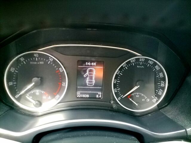 Черный Шкода Октавия, объемом двигателя 0 л и пробегом 221 тыс. км за 7200 $, фото 12 на Automoto.ua