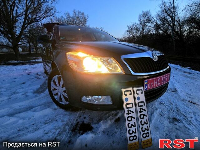 Черный Шкода Октавия, объемом двигателя 18 л и пробегом 200 тыс. км за 7200 $, фото 3 на Automoto.ua