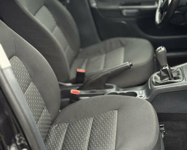 Черный Шкода Октавия, объемом двигателя 1.4 л и пробегом 237 тыс. км за 6700 $, фото 17 на Automoto.ua