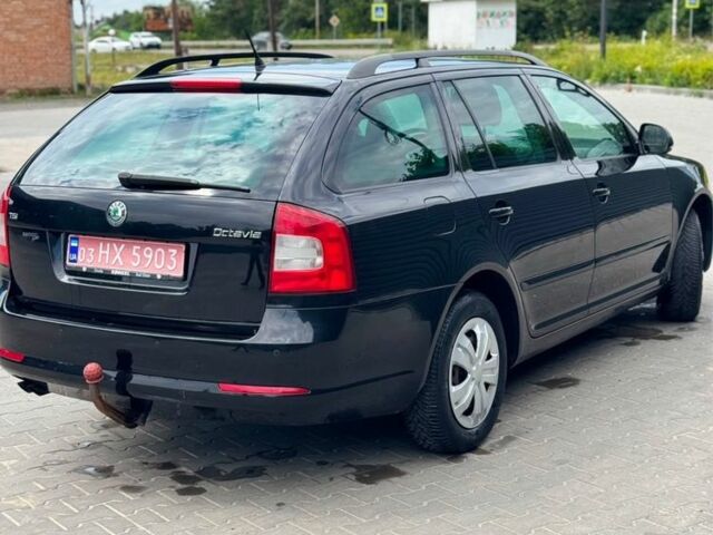 Черный Шкода Октавия, объемом двигателя 1 л и пробегом 188 тыс. км за 5995 $, фото 2 на Automoto.ua