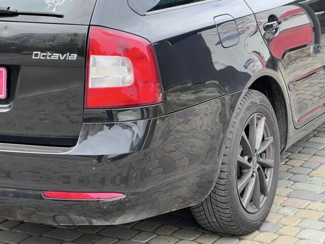 Черный Шкода Октавия, объемом двигателя 2 л и пробегом 300 тыс. км за 8500 $, фото 7 на Automoto.ua