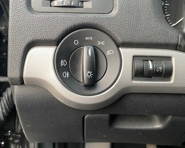 Шкода Октавия 2009 в Мукачеве на Automoto.ua Черный Шкода Октавия, объемом двигателя 1.6 л и пробегом 282 тыс. км за 7700 $, фото 19 на Automoto.ua