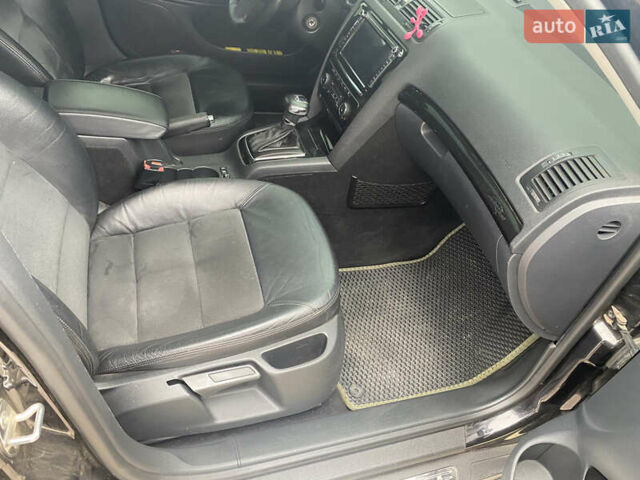 Чорний Шкода Октавія, об'ємом двигуна 1.8 л та пробігом 211 тис. км за 7500 $, фото 11 на Automoto.ua