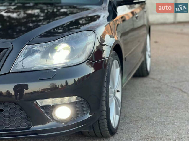 Шкода Октавія 2009 у Чугуеве на Automoto.ua Чорний Шкода Октавія, об'ємом двигуна 1.97 л та пробігом 290 тис. км за 9300 $, фото 11 на Automoto.ua