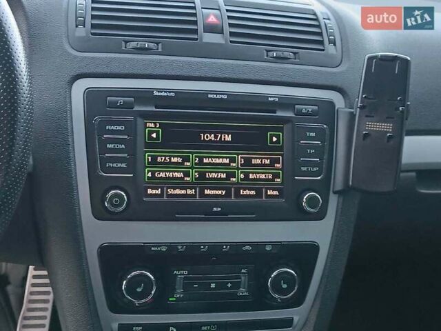 Чорний Шкода Октавія, об'ємом двигуна 2 л та пробігом 252 тис. км за 7990 $, фото 38 на Automoto.ua