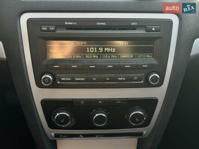 Черный Шкода Октавия, объемом двигателя 1.6 л и пробегом 261 тыс. км за 7400 $, фото 21 на Automoto.ua