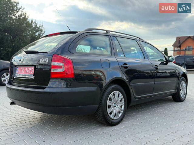 Шкода Октавия 2009 в Виннице на Automoto.ua Черный Шкода Октавия, объемом двигателя 1.6 л и пробегом 172 тыс. км за 7999 $, фото 105 на Automoto.ua