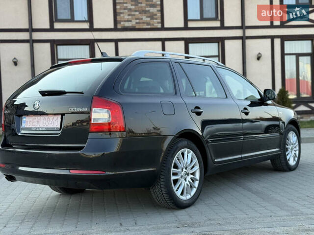 Черный Шкода Октавия, объемом двигателя 0 л и пробегом 215 тыс. км за 8800 $, фото 138 на Automoto.ua