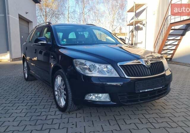 Черный Шкода Октавия, объемом двигателя 1.8 л и пробегом 226 тыс. км за 7700 $, фото 1 на Automoto.ua