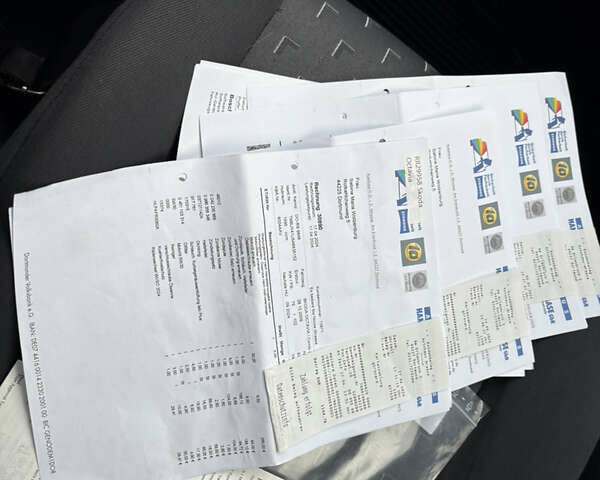 Черный Шкода Октавия, объемом двигателя 1.6 л и пробегом 218 тыс. км за 6777 $, фото 58 на Automoto.ua