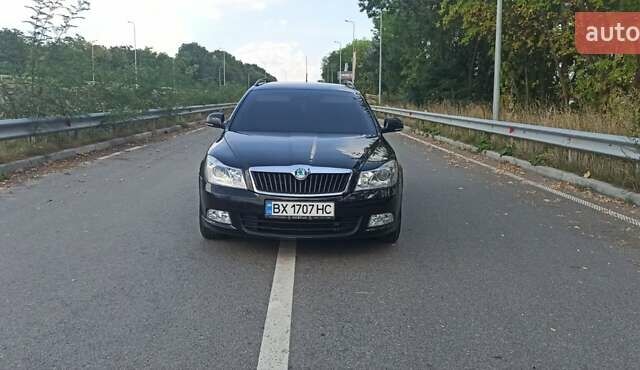 Черный Шкода Октавия, объемом двигателя 1.8 л и пробегом 245 тыс. км за 8500 $, фото 1 на Automoto.ua