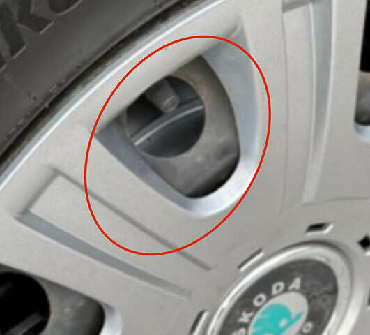 Шкода Октавія 2009 у Вінниці на Automoto.ua Чорний Шкода Октавія, об'ємом двигуна 1.6 л та пробігом 172 тис. км за 7999 $, фото 32 на Automoto.ua