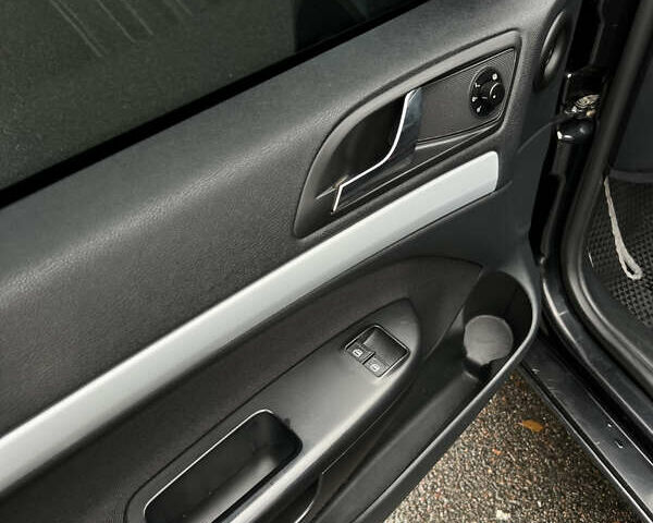 Чорний Шкода Октавія, об'ємом двигуна 1.6 л та пробігом 260 тис. км за 6450 $, фото 17 на Automoto.ua