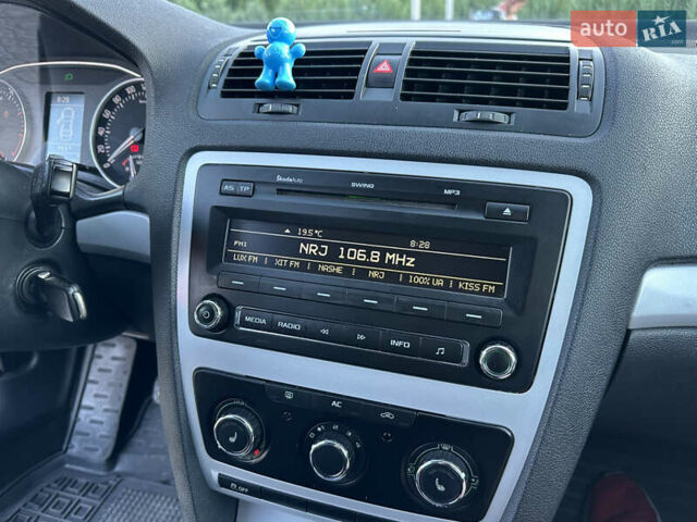 Шкода Октавия 2009 в Полтаве на Automoto.ua Черный Шкода Октавия, объемом двигателя 1.8 л и пробегом 195 тыс. км за 7799 $, фото 29 на Automoto.ua