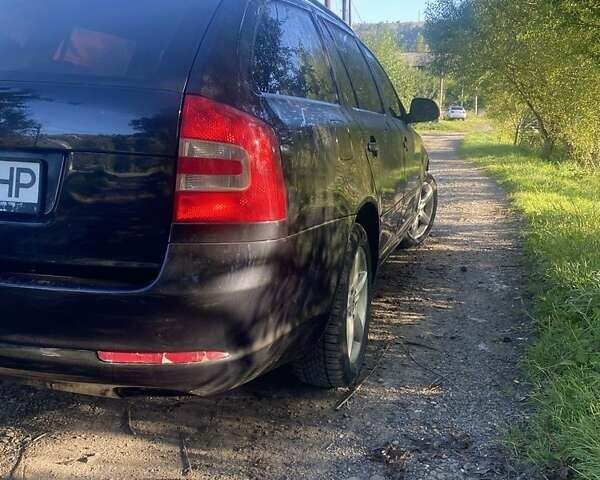 Черный Шкода Октавия, объемом двигателя 1.9 л и пробегом 302 тыс. км за 5900 $, фото 7 на Automoto.ua