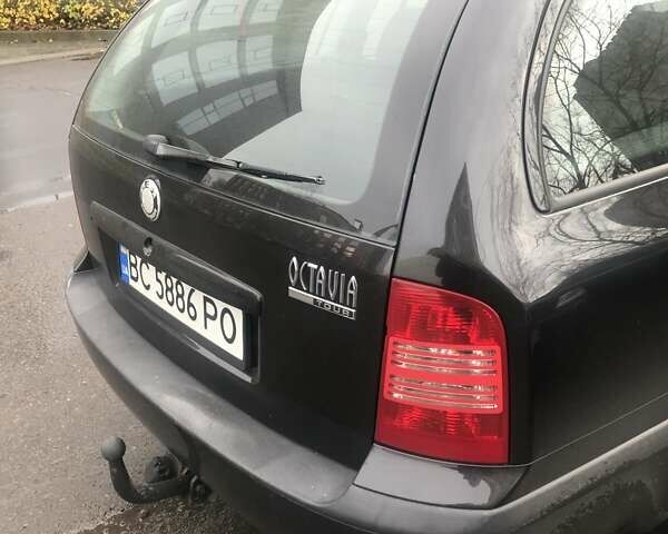Чорний Шкода Октавія, об'ємом двигуна 1.6 л та пробігом 218 тис. км за 5350 $, фото 5 на Automoto.ua