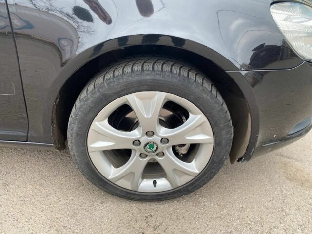 Черный Шкода Октавия, объемом двигателя 1.6 л и пробегом 290 тыс. км за 6800 $, фото 2 на Automoto.ua