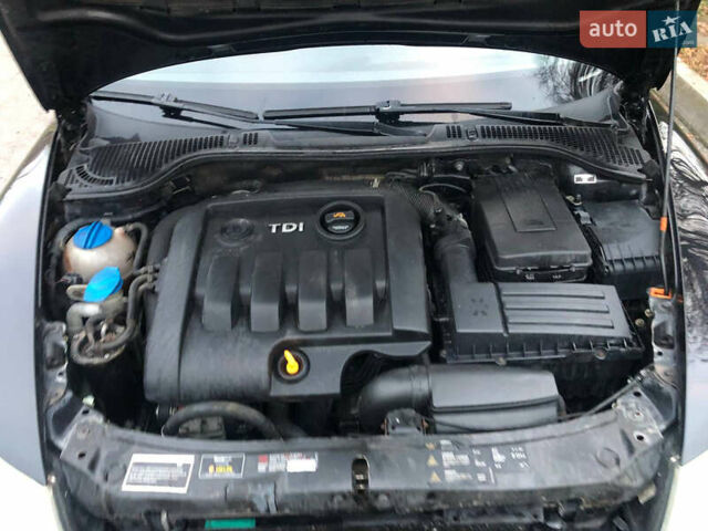 Чорний Шкода Октавія, об'ємом двигуна 1.9 л та пробігом 259 тис. км за 7400 $, фото 10 на Automoto.ua