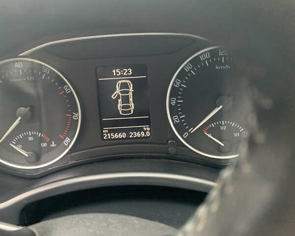 Чорний Шкода Октавія, об'ємом двигуна 0 л та пробігом 215 тис. км за 7600 $, фото 8 на Automoto.ua