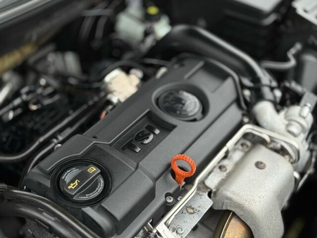 Черный Шкода Октавия, объемом двигателя 1.4 л и пробегом 237 тыс. км за 6700 $, фото 19 на Automoto.ua