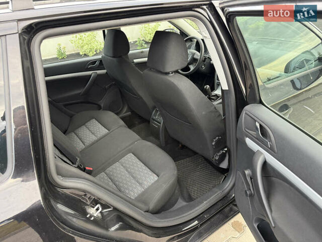 Чорний Шкода Октавія, об'ємом двигуна 1.6 л та пробігом 219 тис. км за 6800 $, фото 12 на Automoto.ua
