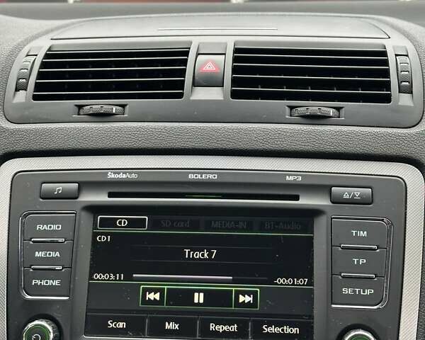 Чорний Шкода Октавія, об'ємом двигуна 1.8 л та пробігом 229 тис. км за 7800 $, фото 18 на Automoto.ua