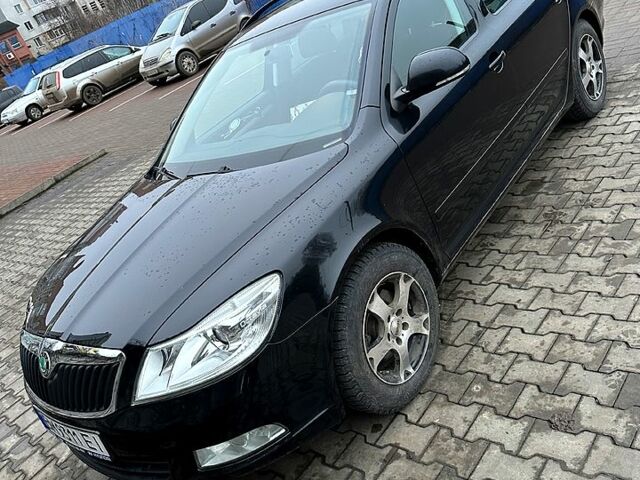 Черный Шкода Октавия, объемом двигателя 1.4 л и пробегом 169 тыс. км за 7500 $, фото 1 на Automoto.ua