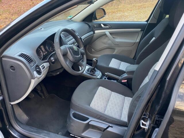 Чорний Шкода Октавія, об'ємом двигуна 1.9 л та пробігом 248 тис. км за 2650 $, фото 17 на Automoto.ua