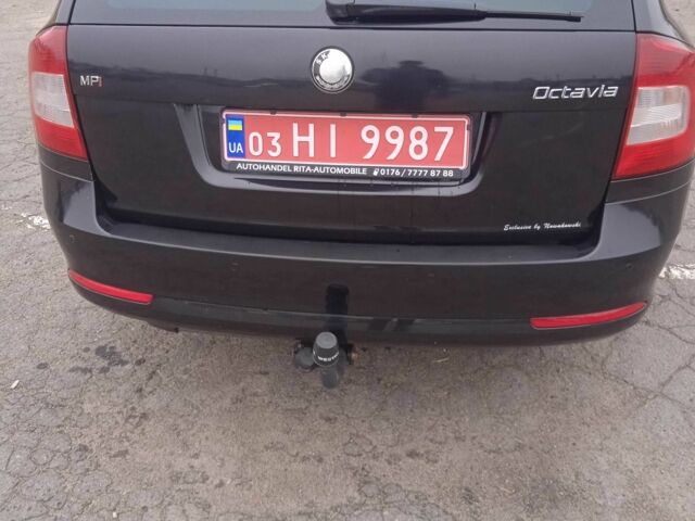 Черный Шкода Октавия, объемом двигателя 1.6 л и пробегом 193 тыс. км за 7400 $, фото 5 на Automoto.ua