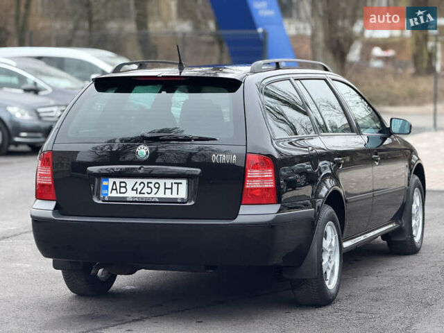 Черный Шкода Октавия, объемом двигателя 1.6 л и пробегом 201 тыс. км за 7199 $, фото 3 на Automoto.ua