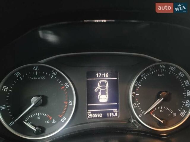 Чорний Шкода Октавія, об'ємом двигуна 1.8 л та пробігом 250 тис. км за 7500 $, фото 7 на Automoto.ua