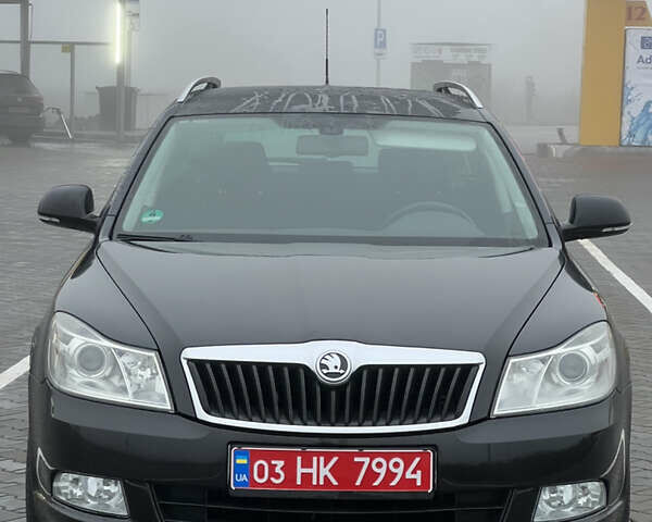 Черный Шкода Октавия, объемом двигателя 1.82 л и пробегом 220 тыс. км за 7700 $, фото 12 на Automoto.ua