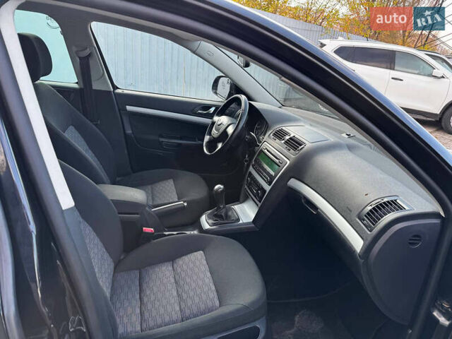 Чорний Шкода Октавія, об'ємом двигуна 1.4 л та пробігом 177 тис. км за 6500 $, фото 12 на Automoto.ua
