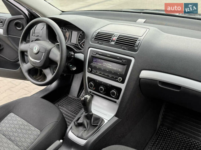 Чорний Шкода Октавія, об'ємом двигуна 1.4 л та пробігом 231 тис. км за 6350 $, фото 47 на Automoto.ua