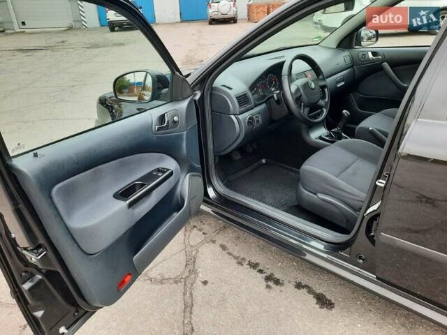 Шкода Октавия 2009 в Полтаве на Automoto.ua Черный Шкода Октавия, объемом двигателя 1.6 л и пробегом 219 тыс. км за 6700 $, фото 18 на Automoto.ua