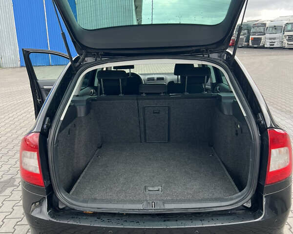 Чорний Шкода Октавія, об'ємом двигуна 1.4 л та пробігом 237 тис. км за 7500 $, фото 1 на Automoto.ua