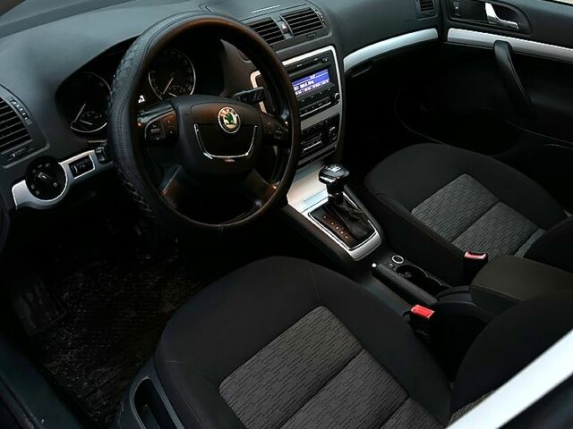 Чорний Шкода Октавія, об'ємом двигуна 1.4 л та пробігом 169 тис. км за 7500 $, фото 9 на Automoto.ua