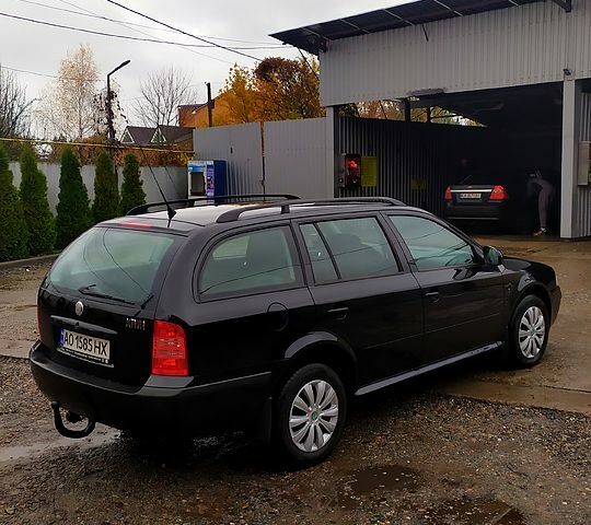Шкода Октавия 2009 в Ромнах на Automoto.ua Черный Шкода Октавия, объемом двигателя 1.9 л и пробегом 230 тыс. км за 6000 $, фото 4 на Automoto.ua