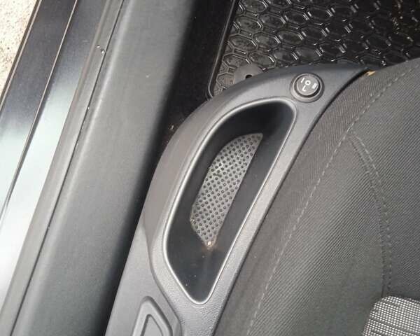 Чорний Шкода Октавія, об'ємом двигуна 1.6 л та пробігом 193 тис. км за 7400 $, фото 6 на Automoto.ua