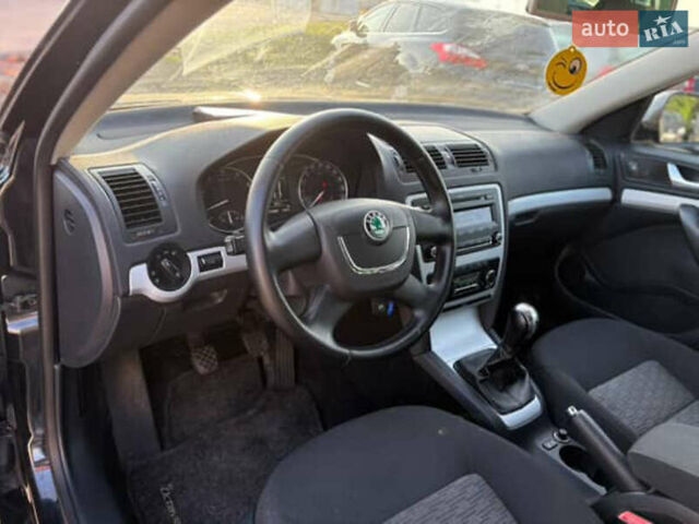 Чорний Шкода Октавія, об'ємом двигуна 1.4 л та пробігом 190 тис. км за 7300 $, фото 6 на Automoto.ua