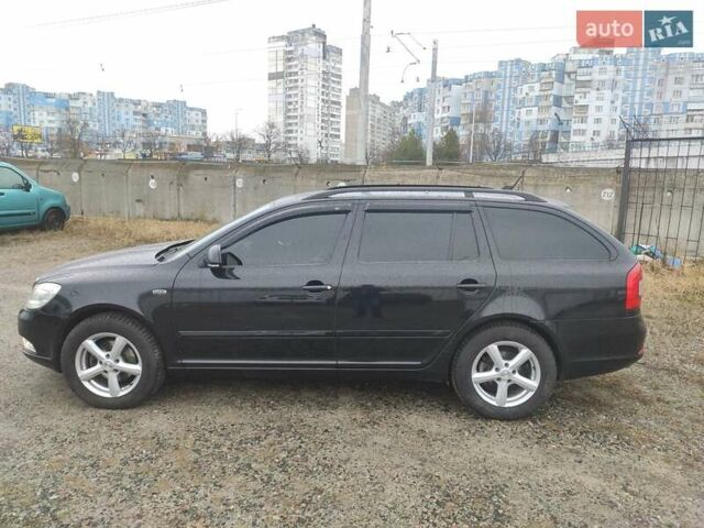 Черный Шкода Октавия, объемом двигателя 1.97 л и пробегом 222 тыс. км за 9500 $, фото 3 на Automoto.ua