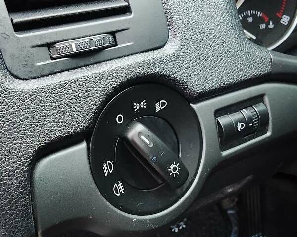 Черный Шкода Октавия, объемом двигателя 1.4 л и пробегом 233 тыс. км за 6950 $, фото 13 на Automoto.ua