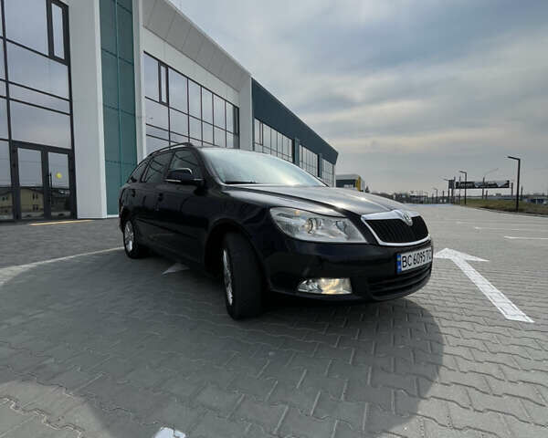Черный Шкода Октавия, объемом двигателя 1.8 л и пробегом 180 тыс. км за 6600 $, фото 12 на Automoto.ua
