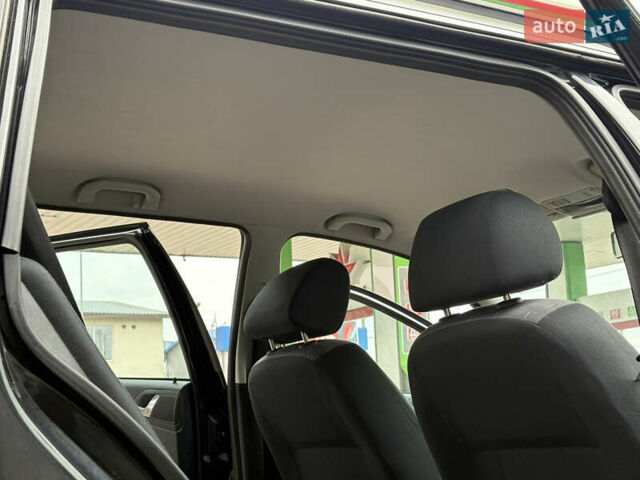 Черный Шкода Октавия, объемом двигателя 1.6 л и пробегом 218 тыс. км за 6777 $, фото 51 на Automoto.ua